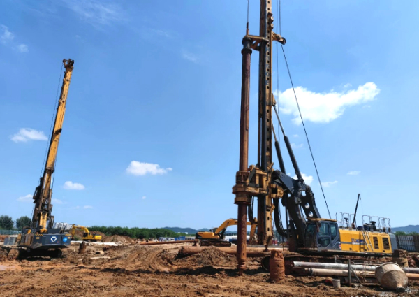 油價(jià)上漲對旋挖鉆機行業(yè)的影響.jpg 油價(jià)上漲對旋挖鉆機行業(yè)的影響.jpg